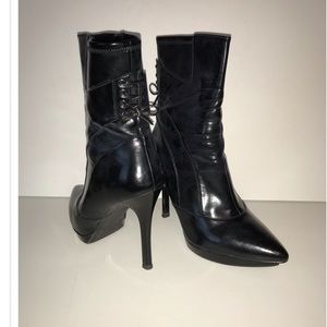 Guess Boots, 9